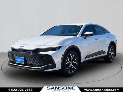 2023 Toyota Crown XLE