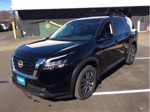 2025 Nissan Pathfinder SV 4WD