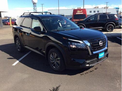 2025 Nissan Pathfinder SV 4WD