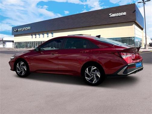 2025 Hyundai ELANTRA Sport