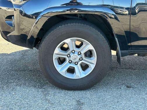 Midnight Black Metallic 2020 Toyota 4Runner SR5 Premium