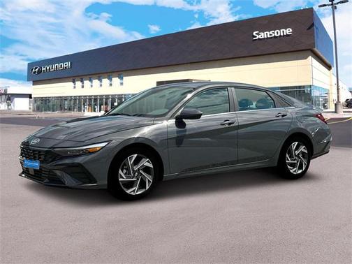 2025 Hyundai ELANTRA SEL