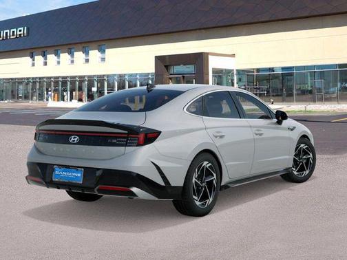 2026 Hyundai SONATA SEL