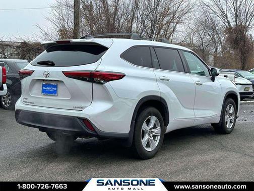 2023 Toyota Highlander LE