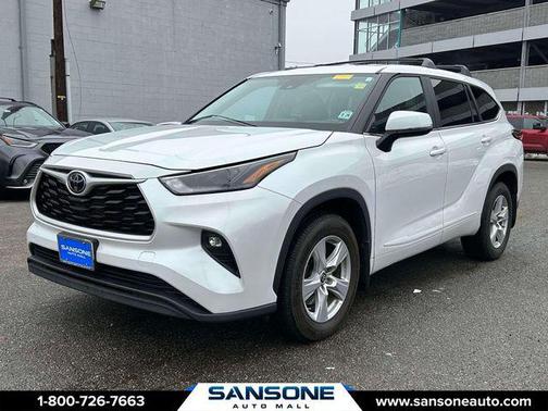 2023 Toyota Highlander LE