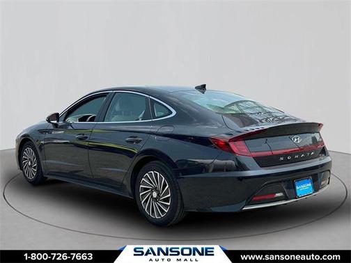 2023 Hyundai SONATA Hybrid SE