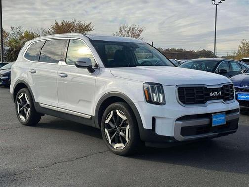 2023 Kia Telluride S