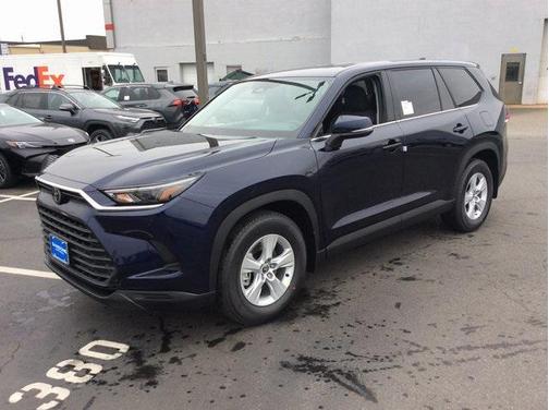 2026 Toyota Highlander LE