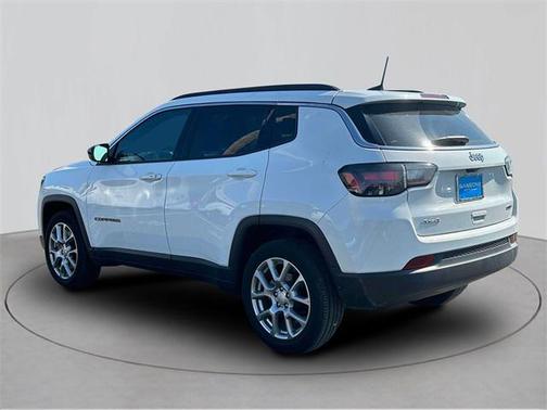 2024 Jeep Compass Latitude Lux