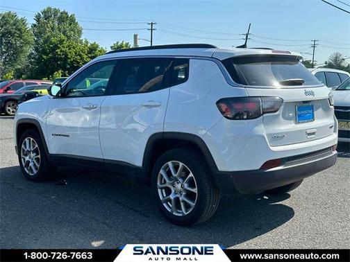 2024 Jeep Compass Latitude Lux