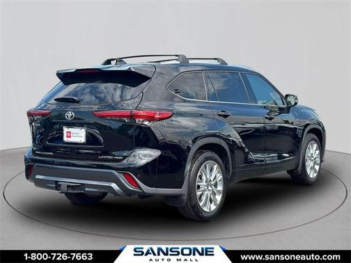 2022 Toyota Highlander Limited