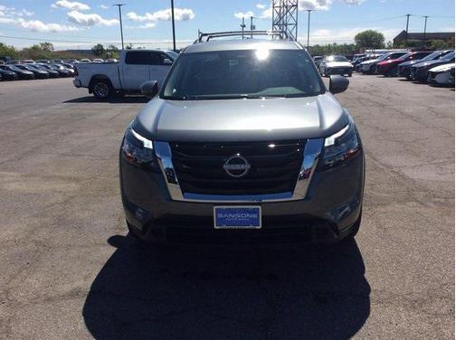 2025 Nissan Pathfinder SV 4WD