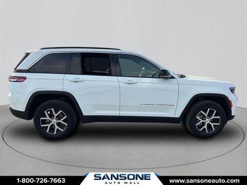 Bright White Clearcoat 2025 Jeep Grand Cherokee Limited
