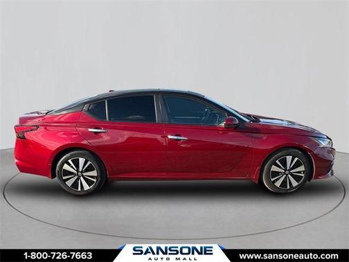 2022 Nissan Altima 2.5 SV