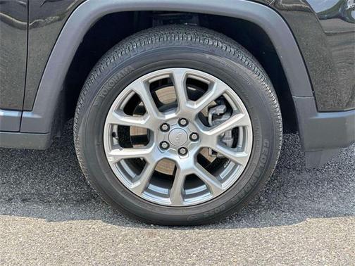 2024 Jeep Compass Latitude Lux