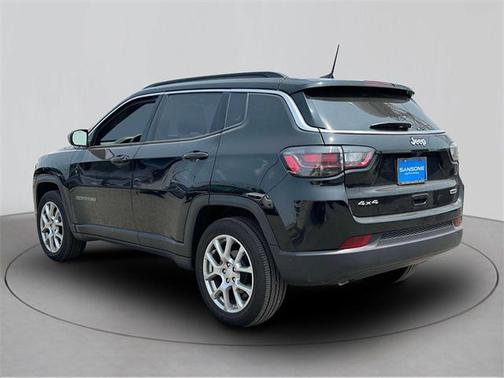 2024 Jeep Compass Latitude Lux