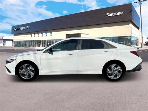 2025 Hyundai ELANTRA Sport