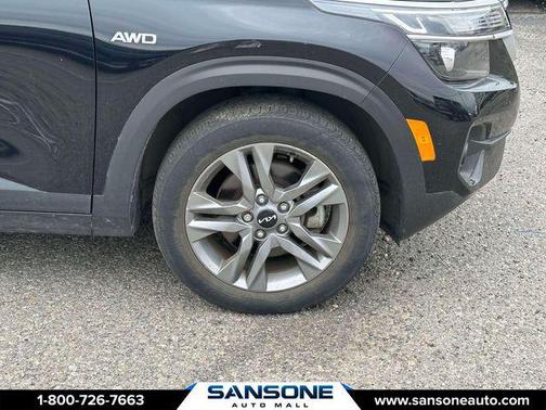 Cherry Black 2022 Kia Seltos S