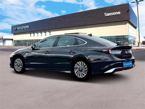 2025 Hyundai SONATA Hybrid Limited