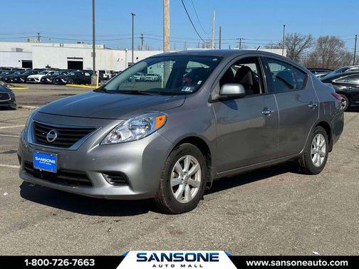 2014 Nissan Versa 1.6 SV