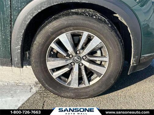 2022 Nissan Pathfinder SL 4WD