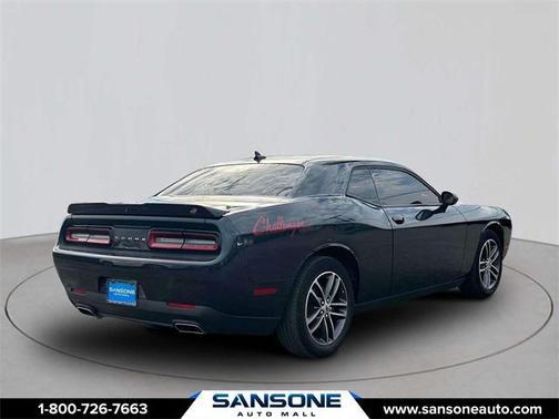 2019 Dodge Challenger SXT