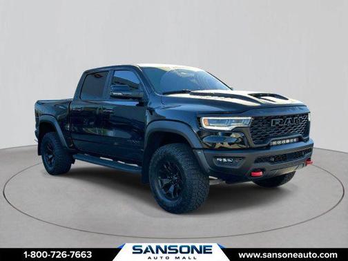 Diamond Black Crystal Pearlcoat 2025 RAM 1500 RHO Crew Cab 4x4 5'7' Box