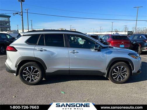 2025 Toyota Corolla Hybrid SE