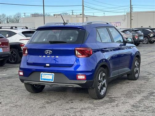 2024 Hyundai VENUE Limited