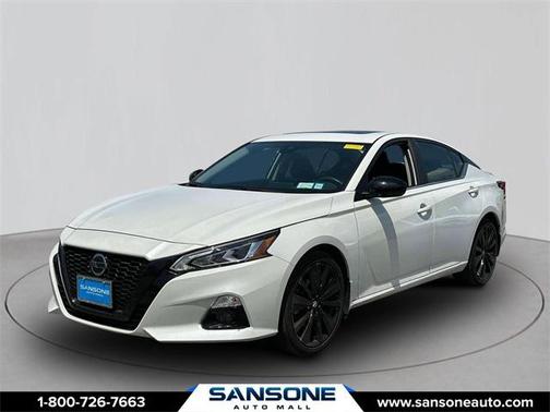 2022 Nissan Altima SR FWD