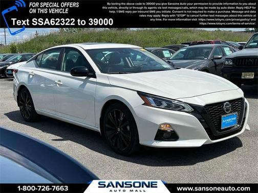 2022 Nissan Altima SR FWD