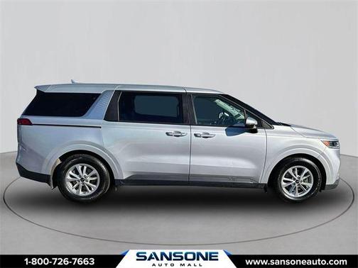 2022 Kia Carnival LXS