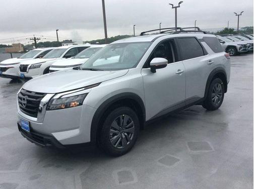 2025 Nissan Pathfinder SV 4WD