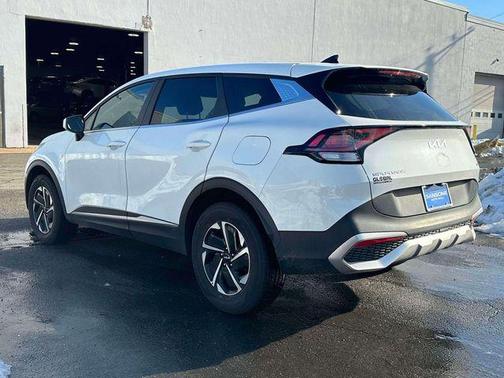 2023 Kia Sportage Hybrid LX