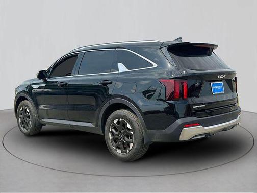 Ebony Black 2025 Kia Sorento S
