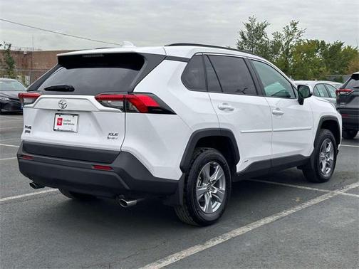 2025 Toyota RAV4 Hybrid XLE