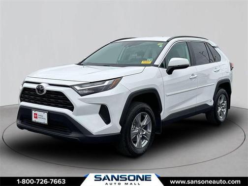 2025 Toyota RAV4 Hybrid XLE