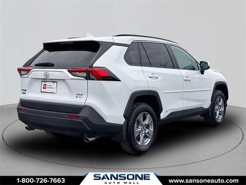 2025 Toyota RAV4 Hybrid XLE