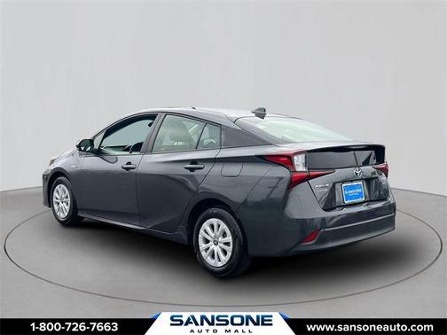 2022 Toyota Prius L