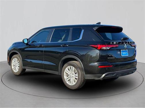 2024 Mitsubishi Outlander ES 2.5 S-AWC