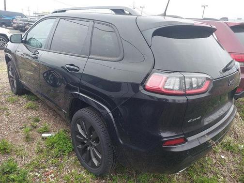 Photo 4 of 15 of 2019 Jeep Cherokee High Altitude