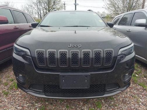 Photo 2 of 15 of 2019 Jeep Cherokee High Altitude
