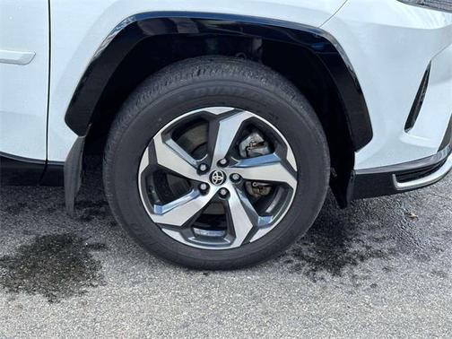 2023 Toyota RAV4 Prime SE