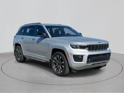 Silver Zynith 2022 Jeep Grand Cherokee Overland