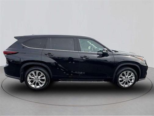2024 Toyota Highlander Hybrid Limited