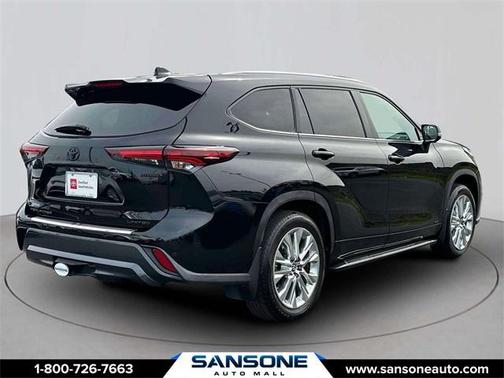 2024 Toyota Highlander Hybrid Limited