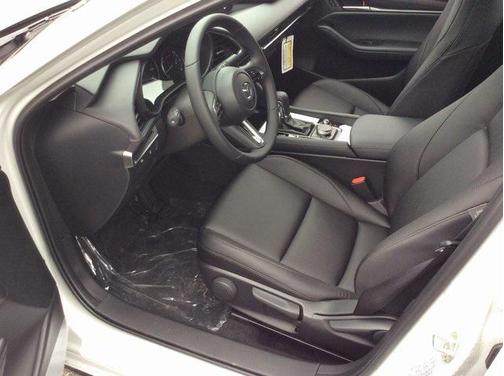 2025 Mazda Mazda3 FWD w/Select Package