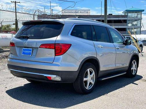 Silver Metallic 2016 Honda Pilot Elite