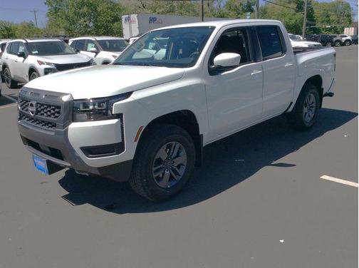 Glacier White 2026 Nissan Frontier SV