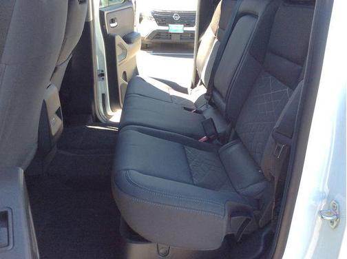 Glacier White 2026 Nissan Frontier SV